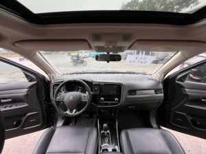 Xe Mitsubishi Outlander 2.0 CVT Premium 2020
