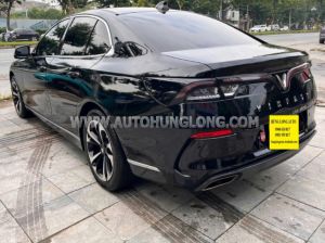 Xe VinFast Lux A 2.0 Plus 2.0 AT 2019