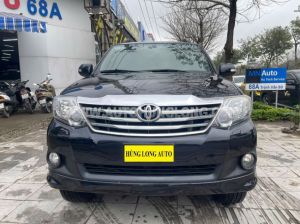 Toyota Fortuner 2.7V 4x4 AT